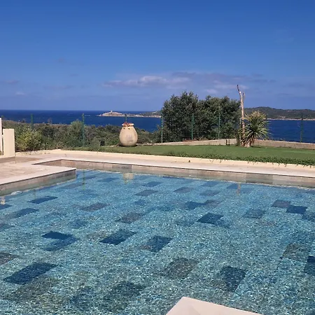 Ellada 2 Piscine Vue Apartment *