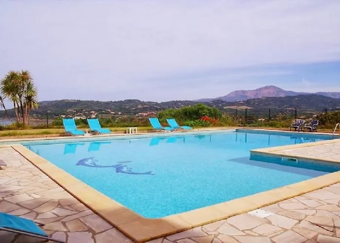 Ellada 2 Piscine Vue *